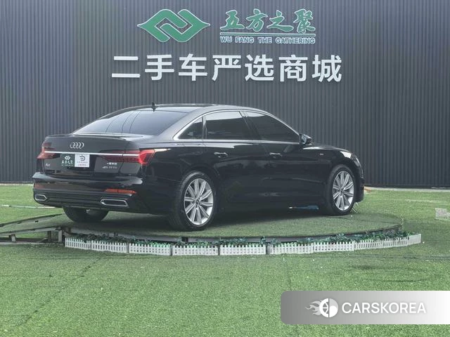 Audi A6L id 4329183 из Китая 14