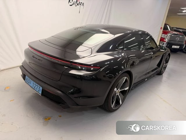 Porsche Taycan 2022 Черный из Кореи, фото 5