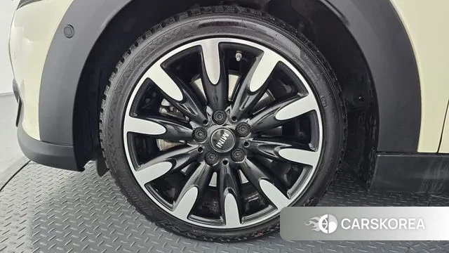 Mini Cooper S id 3576959 из Кореи 14