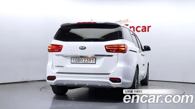 Kia The New Carnival id 2676654 из Кореи 14