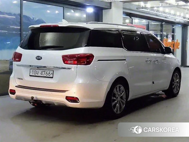 Kia The New Carnival id 2941426 из Кореи 14