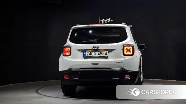 Jeep Renegade id 3640477 из Кореи 14