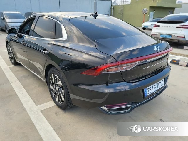 Hyundai Grandeur Hybrid (GN7) id 4593743 из Кореи 14