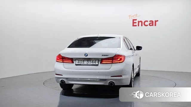 BMW 5 Series (G30) id 3861534 из Кореи 14