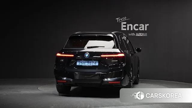 BMW iX id 3605632 из Кореи 14