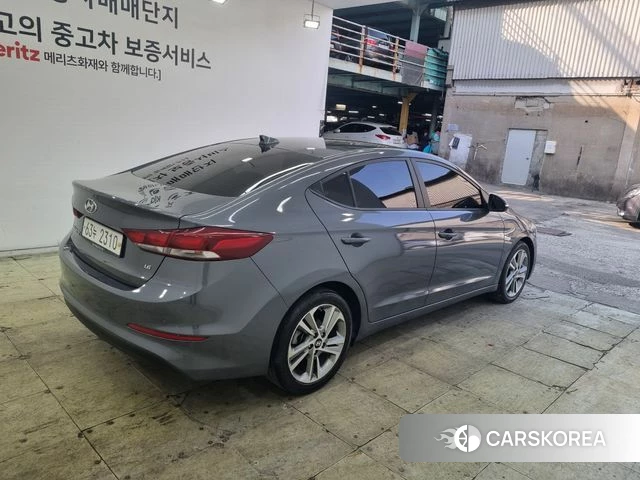Hyundai Avante AD id 3955820 из Кореи 11