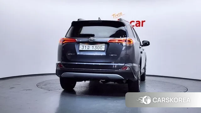 Toyota RAV4 id 3766895 из Кореи 14