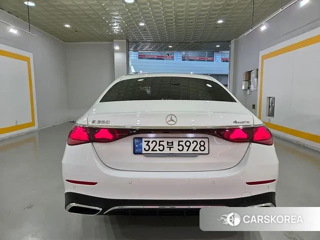 Mercedes-Benz E-Class W214 id 3103986 из Кореи 14