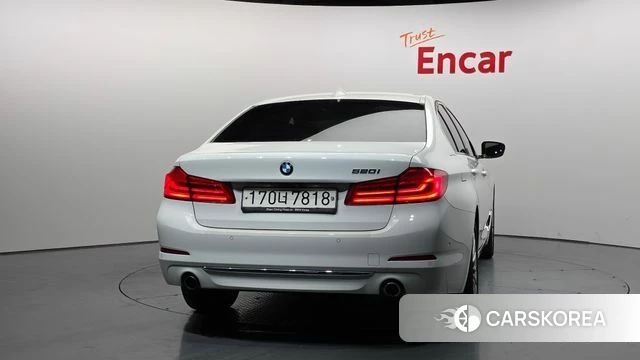 BMW 5 Series (G30) id 4573864 из Кореи 14