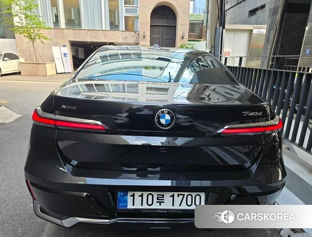 BMW 7 Series (G70) 2025 Черный из Кореи, фото 4
