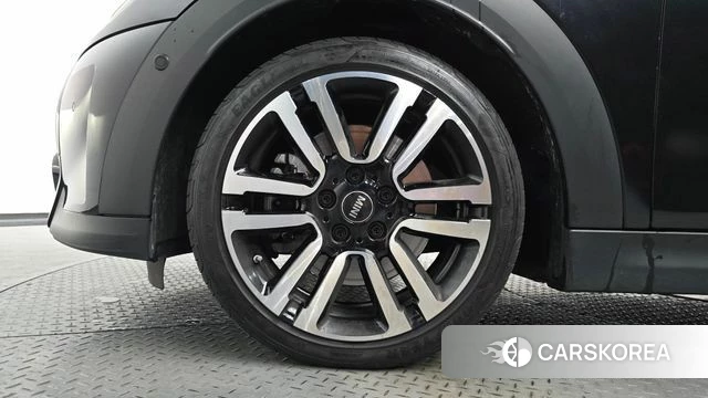 Mini Cooper S Convertible id 3921897 из Кореи 14