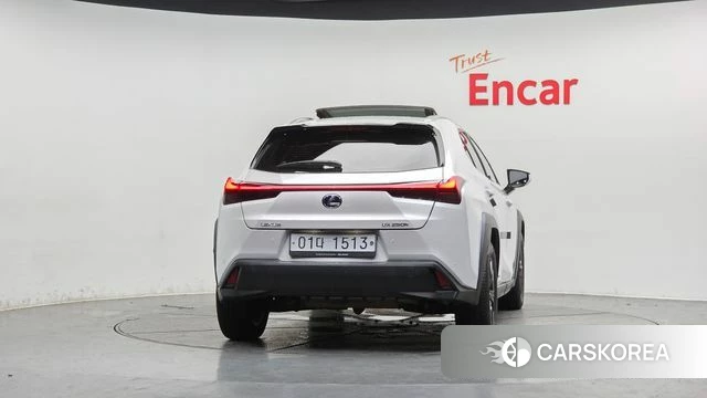 Lexus UX250h id 4610182 из Кореи 27