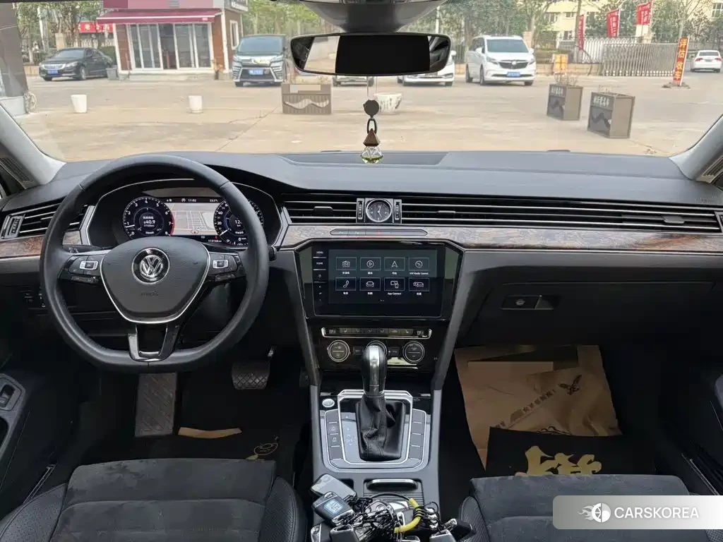 Volkswagen Magotan id 4554047 из Китая 12