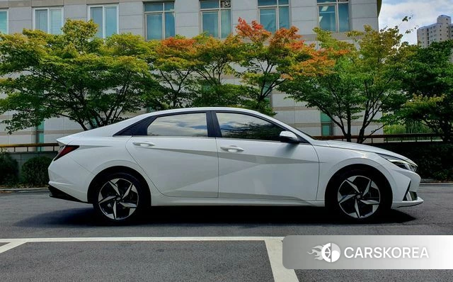 Hyundai Avante (CN7) 2023 Белый из Кореи, фото 4
