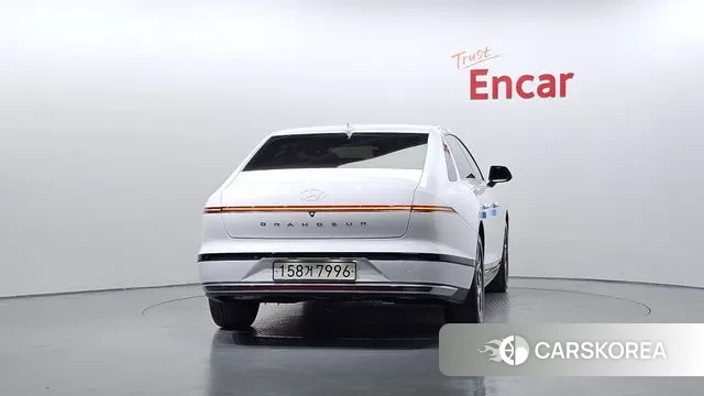 Hyundai Grandeur Hybrid (GN7) id 3431564 из Кореи 14