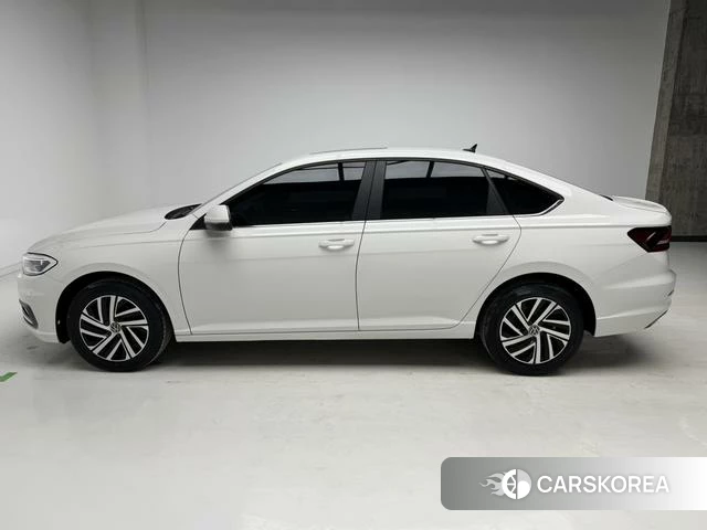 Volkswagen Lavida id 4275716 из Китая 11