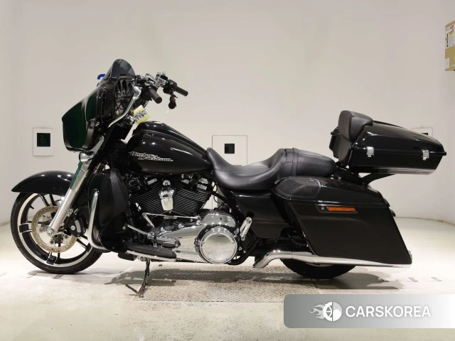 Harley-Davidson Street Glide FLHX1750 2018 из Японии