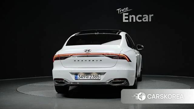 Hyundai The New Grandeur IG id 4740676 из Кореи 32