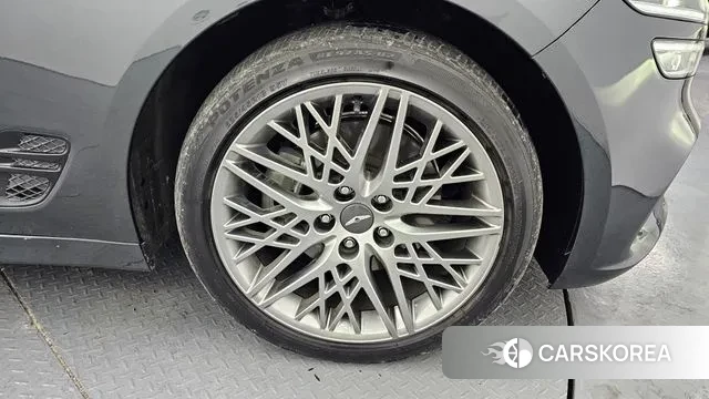 Genesis The New G70 id 3567273 из Кореи 14