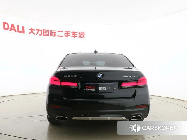 BMW 5 series id 4271336 из Китая 10