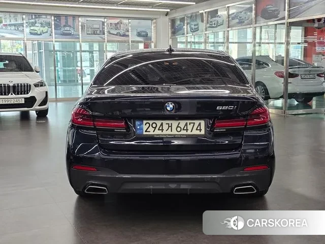 BMW 5 Series (G30) id 3054055 из Кореи 12