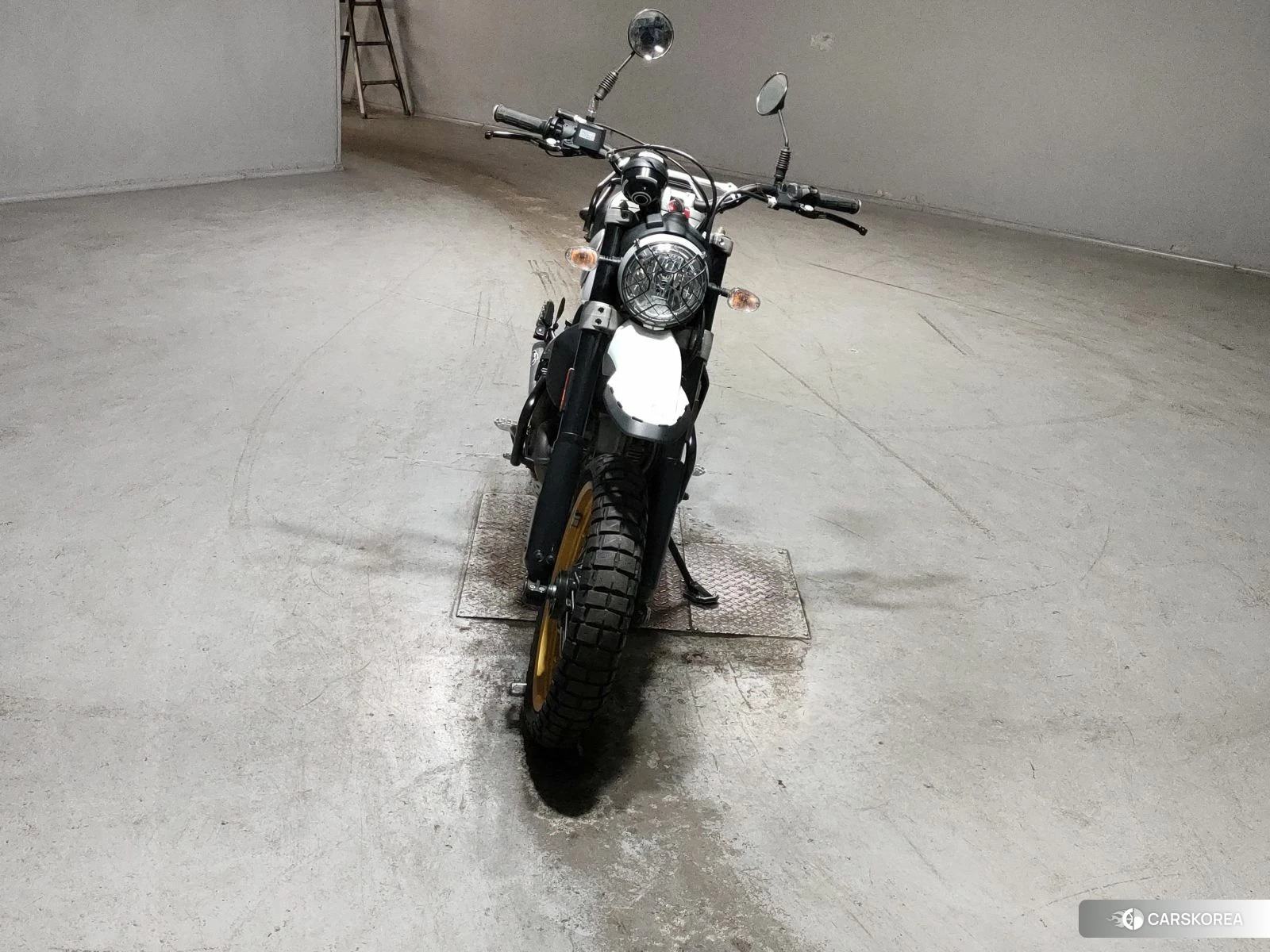 Ducati SCRAMBLER DESERT S 2017 из Японии, фото 2