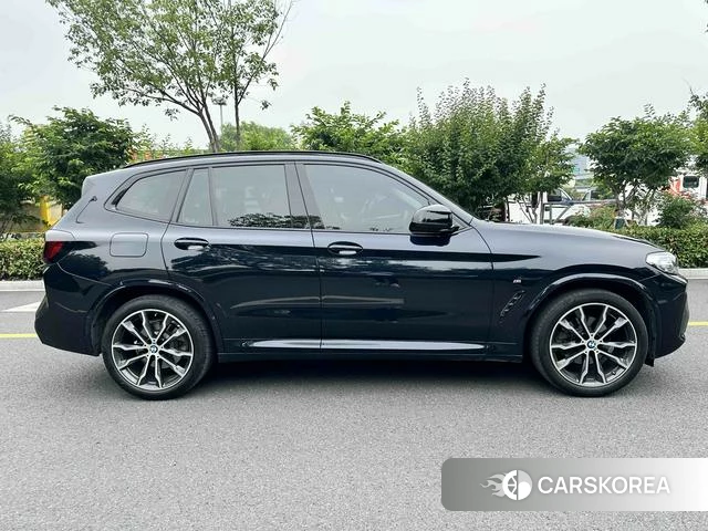 BMW X3 2022 Черный из Китая, фото 4