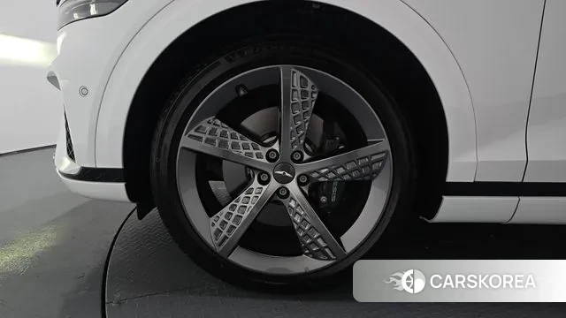 Genesis GV70 id 2901104 из Кореи 14