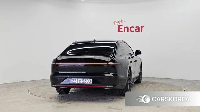 Hyundai Grandeur (GN7) id 3817695 из Кореи 14