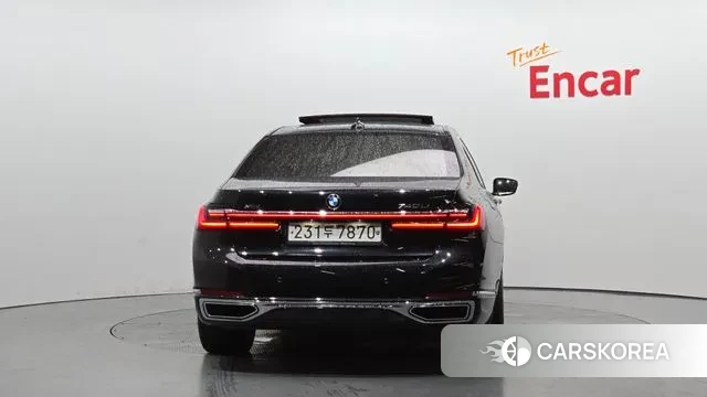 BMW 7 Series (G11) id 3417813 из Кореи 14