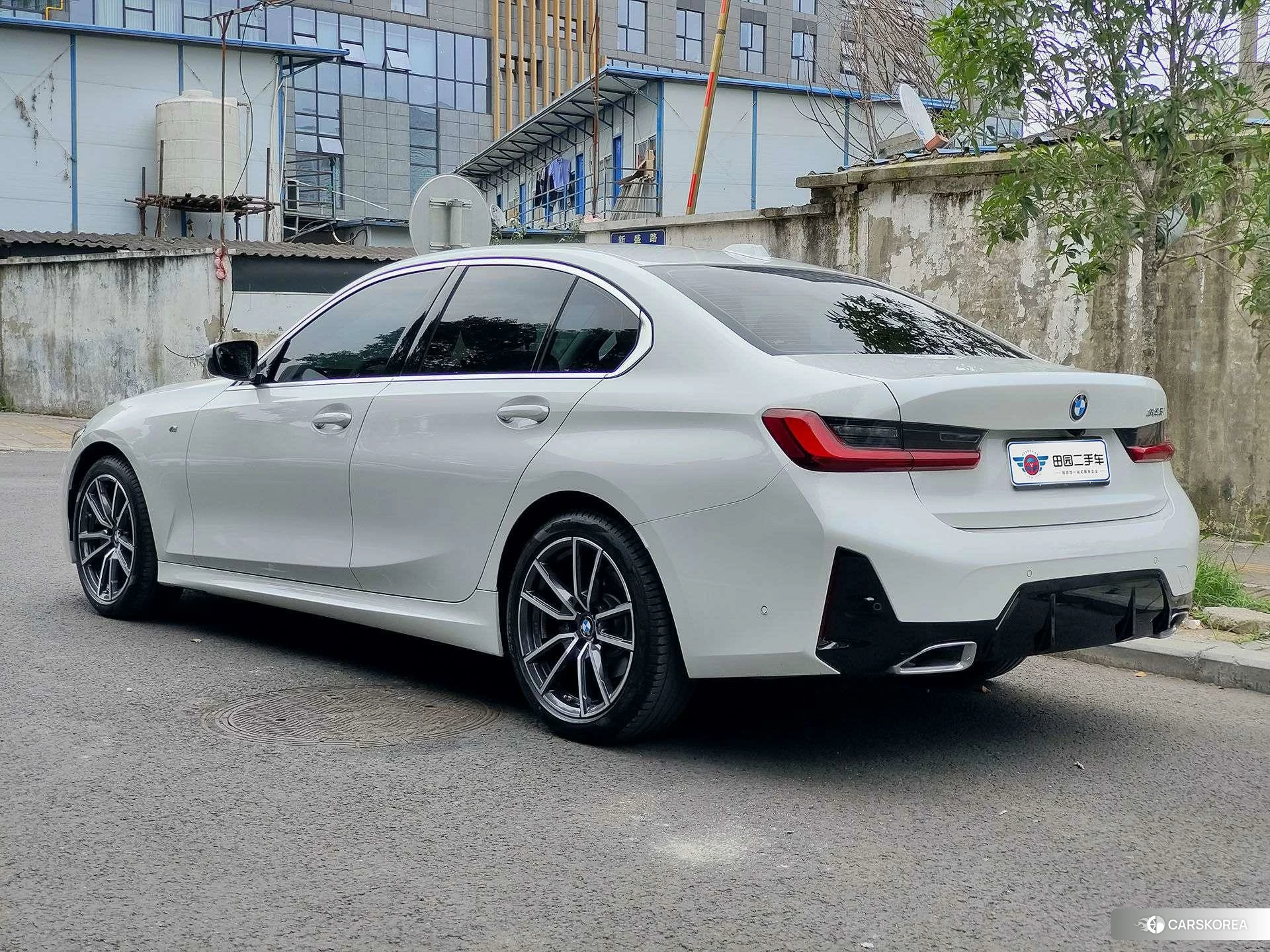 BMW 3 series 2024 Белый из Китая, фото 5