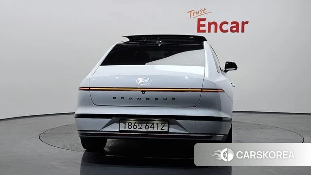 Hyundai Grandeur (GN7) id 3851217 из Кореи 14