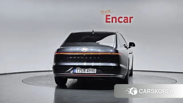 Hyundai Grandeur (GN7) id 3596620 из Кореи 14