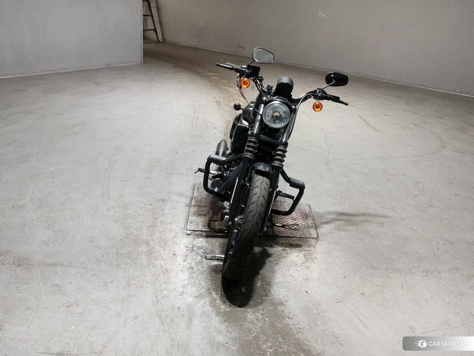 Проданный Harley-Davidson Sportster XL883N 2019 из Японии, фото 2