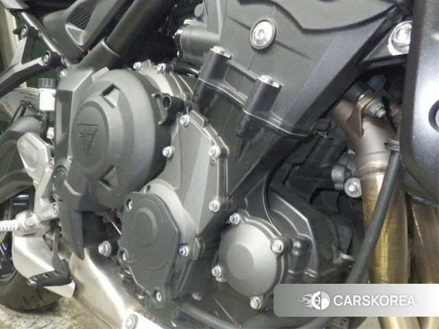 Engine photo