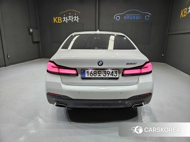 BMW 5 Series (G30) id 4511277 из Кореи 14