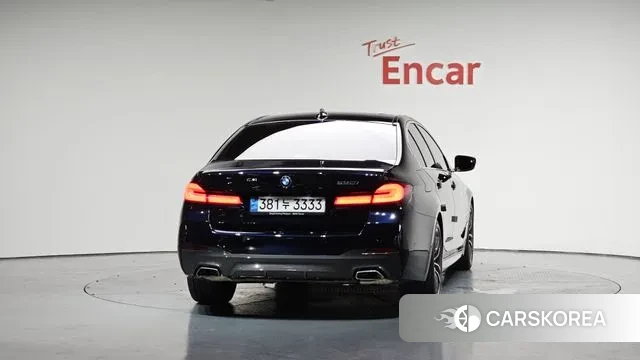 BMW 5 Series (G30) id 3054063 из Кореи 14