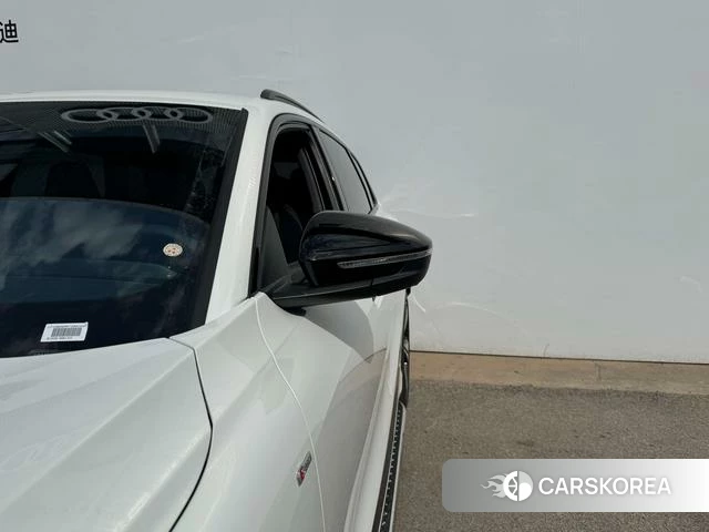 Audi Q5L id 4205717 из Китая 25