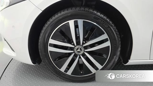 Mercedes-Benz A-Class W177 id 4864555 из Кореи 24