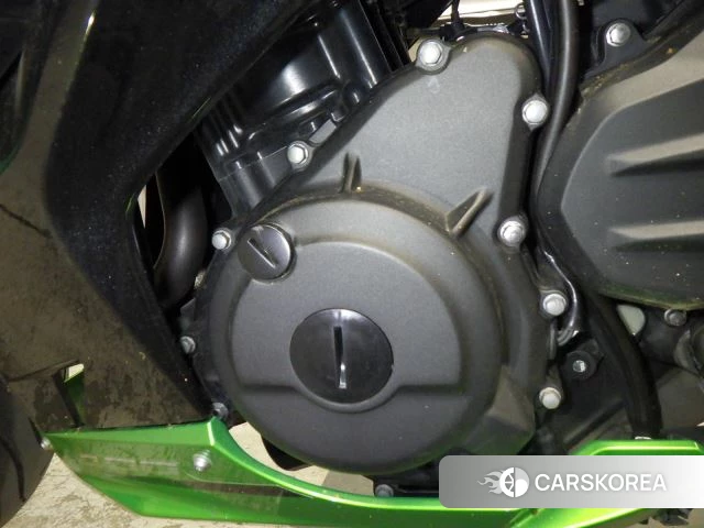 Engine photo