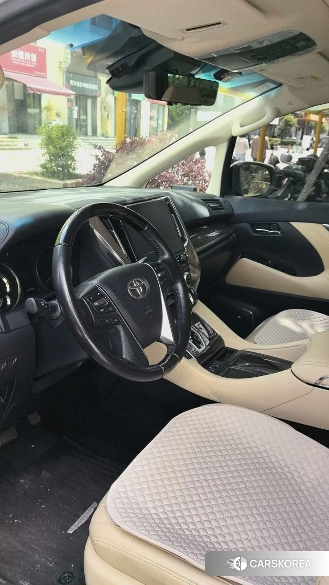 Toyota Elfa 2021 Белый из Китая, фото 4
