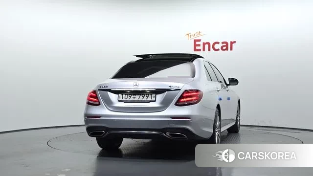 Mercedes-Benz E-Class W213 id 3356235 из Кореи 14