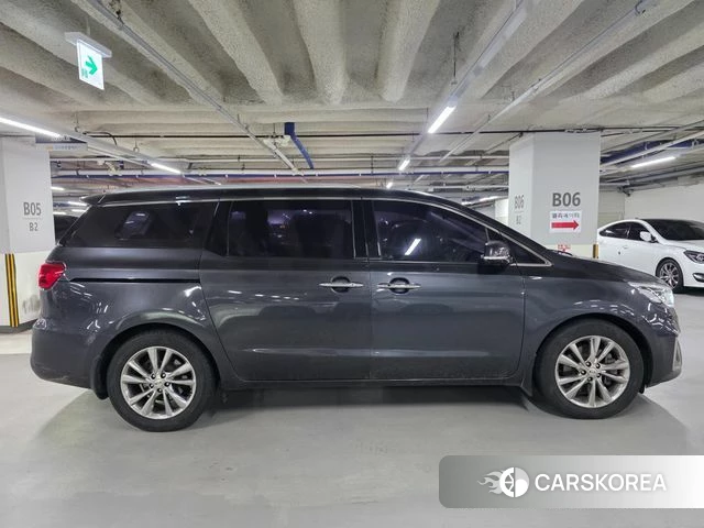 Kia The New Carnival 2019 Серый из Кореи, фото 4