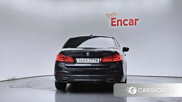 BMW 5 Series (G30) id 4595087 из Кореи 14