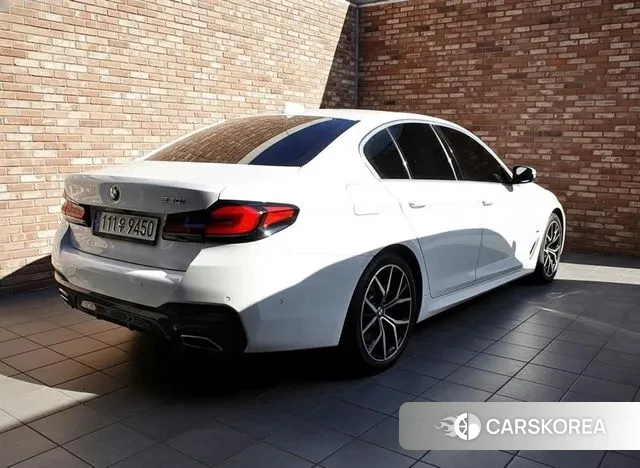 BMW 5 Series (G30) id 3518759 из Кореи 14