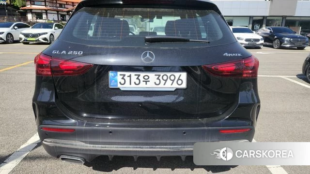 Mercedes-Benz GLA - Class H247 2025 Черный из Кореи, фото 4