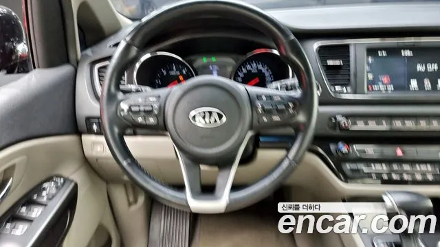 Kia The New Carnival id 2607909 из Кореи 14