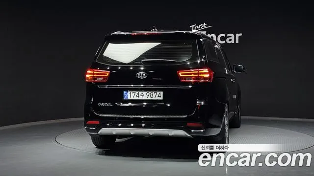 Kia The New Carnival id 2356742 из Кореи 14