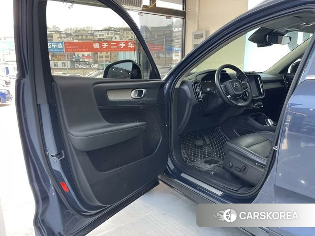 Volvo XC40 2020 Синий из Китая, фото 4