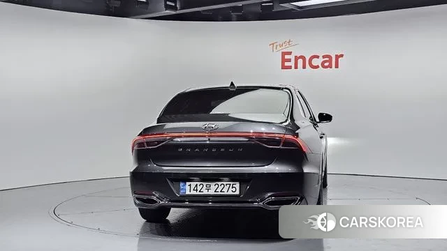 Hyundai The New Grandeur IG id 3344150 из Кореи 14